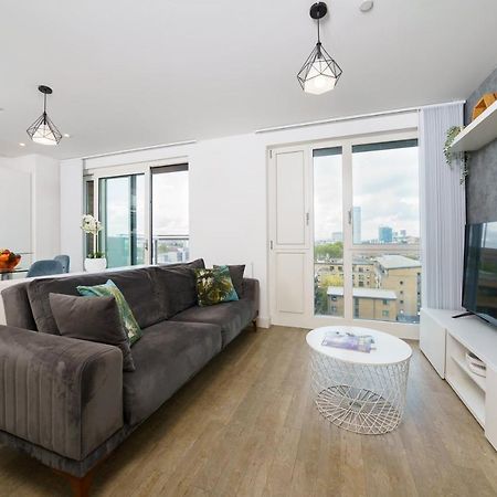Stylish Fully-Equipped One Bedroom Apartment With Extra Sofa Bed, Free Secure Parking, Onsite Gym, 24Hr Security & Concierge London Exterior photo