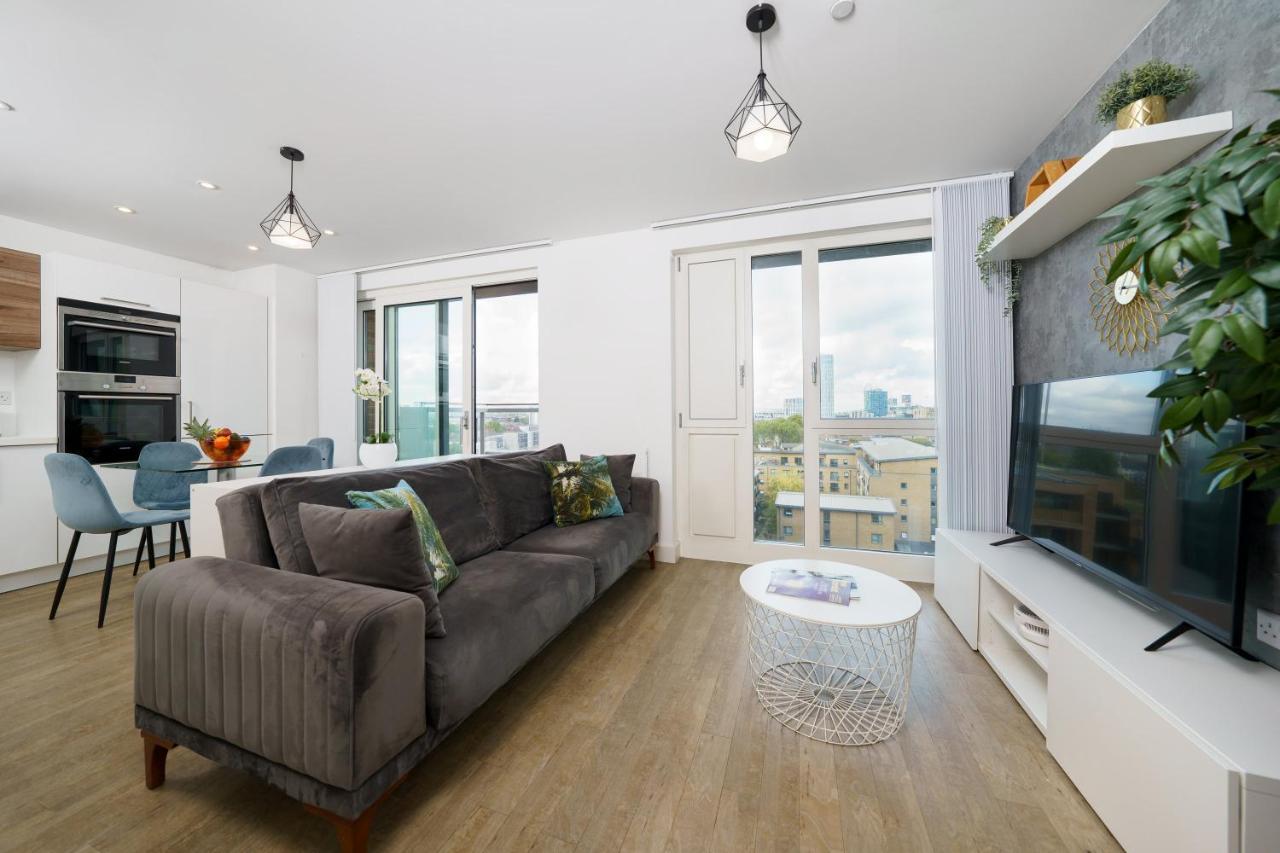 Stylish Fully-Equipped One Bedroom Apartment With Extra Sofa Bed, Free Secure Parking, Onsite Gym, 24Hr Security & Concierge London Exterior photo