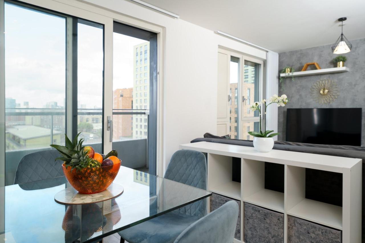 Stylish Fully-Equipped One Bedroom Apartment With Extra Sofa Bed, Free Secure Parking, Onsite Gym, 24Hr Security & Concierge London Exterior photo