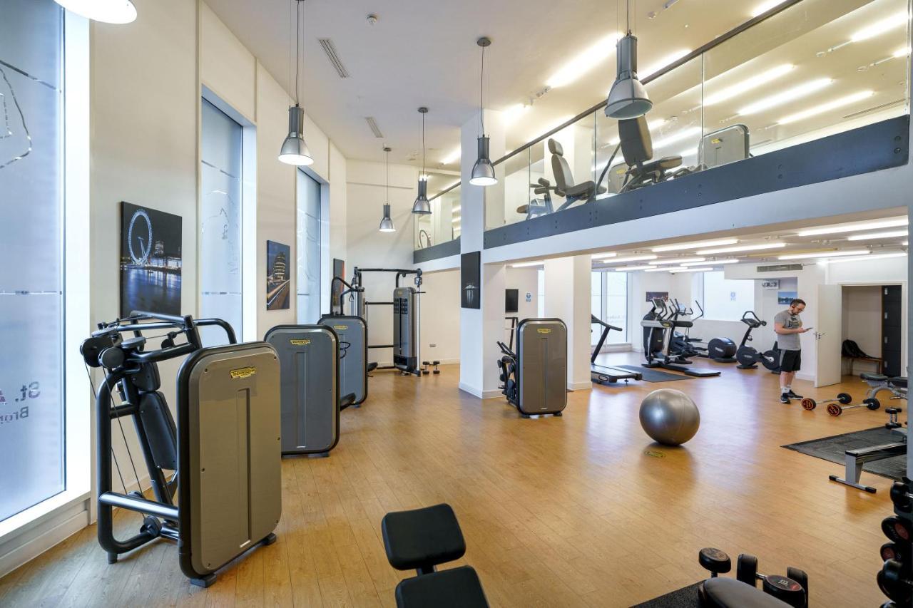 Stylish Fully-Equipped One Bedroom Apartment With Extra Sofa Bed, Free Secure Parking, Onsite Gym, 24Hr Security & Concierge London Exterior photo